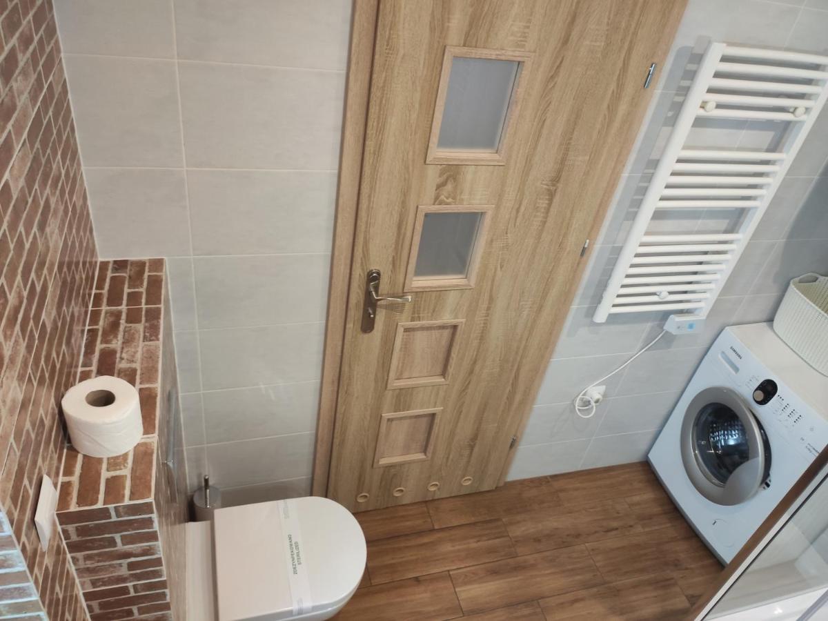 Centrum Apartament Old Town Świdnica Exteriör bild