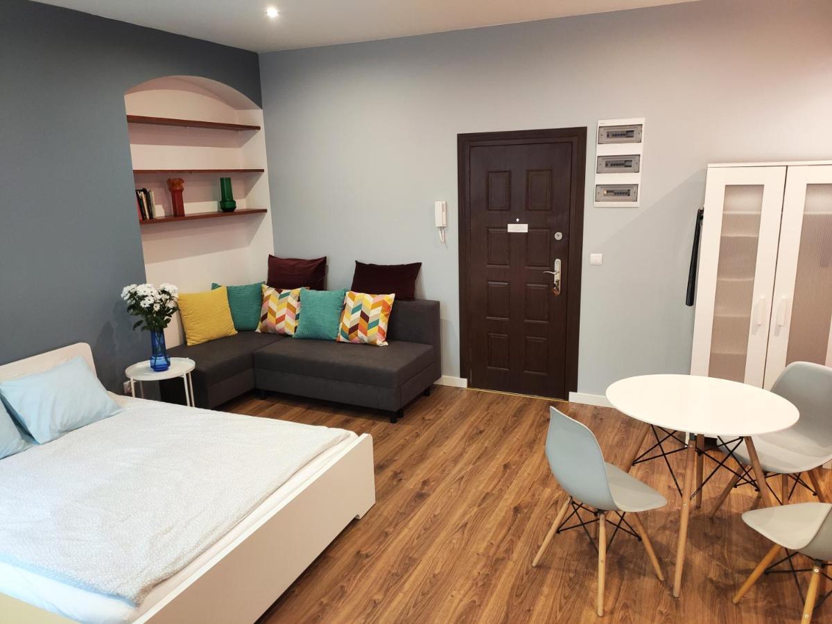Centrum Apartament Old Town Świdnica Exteriör bild